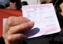 Vrea eliminarea taloanelor de pensii