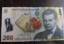 Cercetat de polițiști, după ce ar fi furat 200 de lei dintr-o mașină