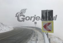 Transalpina, blocată din nou de ninsori și ceață!