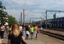 CFR caută firme de curățenie pentru patru gări din Gorj. Suma oferită!