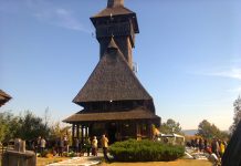 Sărbătoare duhovnicească la Biserica din Parohia Strâmba-Jiu – ,,Pentru noi, creștinii din Strâmba de Jiu, sărbătoarea Sf. Cuv. Parascheva are o semnificație aparte, dat fiind faptul că Biserica noastră stă sub oblăduirea Sf. Cuvioase Parascheva”!