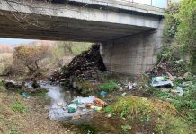 Turburea, comuna înghițită de gunoaie! Ultima amendă pentru primărie este de 10.000 de lei