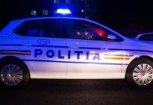 Șase mașini avariate de un bărbat care a condus o autoutilitară, fără permis