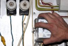 Acuzații de furt de energie electrică la Dănești