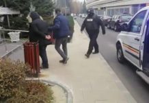 Bărbatul trimis în judecată în cazul crimei din Piața Centrală, în arest în timpul procesului