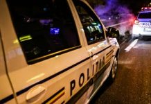 Maşină de poliţie, răsturnată la Turburea