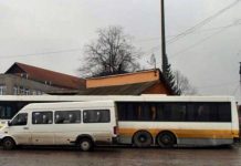 Licitație deschisă pentru închirierea a două microbuze pentru mineri