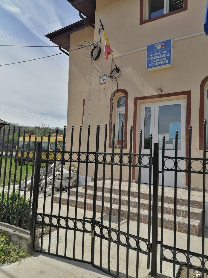 93848665_231633048048194_3501637049167904768_n