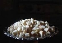 Pâine sfințită pentru motreni, din ușă în ușă