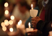 Sfintele Paști, distribuite din casă în casă, la Crasna