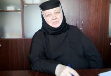 Educaţia…şi Lecţia de viaţă – Dialog cu Preacuvioasa Maica Stareţă MARINA GLIGOR Stavrofora, la slujba Sfintei Liturghii din altarul de vară de la Mănăstirea «SFÂNTA TREIME», Strâmba-Jiu! – ,,Ceea ce lăsăm urmaşilor este semnul inconfundabil al trecerii noastre prin această lume”!
