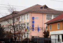 Zece elevi de la Colegiul Național ,,Ecaterina Teodoroiu”, în faza internațională a unui concurs de informatică, desfășurat în USA