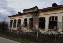 O fostă grădiniță din Gorj va deveni centru pentru bătrâni. Clădirea este o ruină!