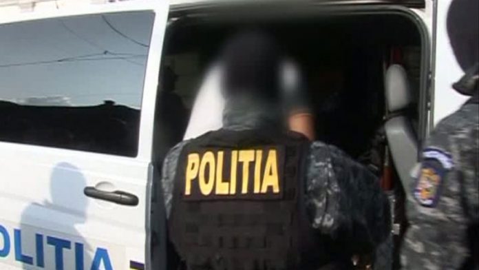 Arestata-politie-duba