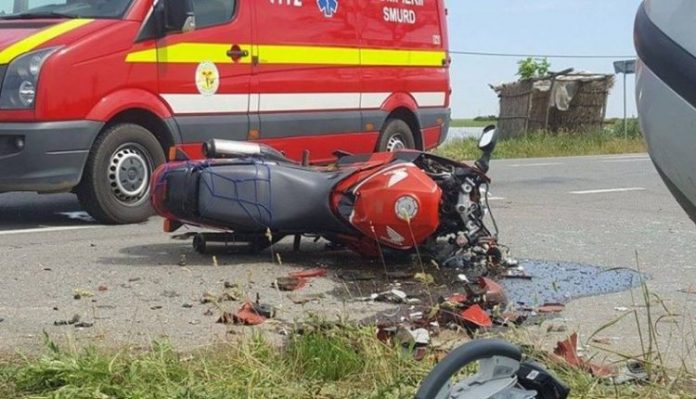 Motociclist originar din Cehia, accidentat mortal de o autoutilitară la Turcinești