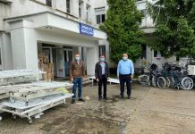 Un tir încărcat cu donații de materiale sanitare, mobilier și îmbrăcăminte a ajuns la spitalul din Rovinari!