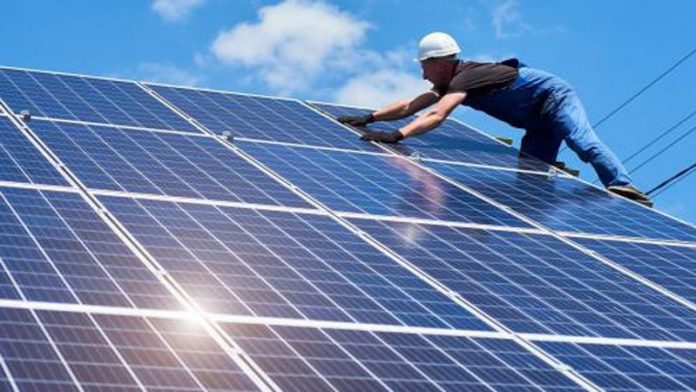 Vor primi banii de la stat pentru fotovoltaice