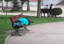 Video: Luată cu ambulanța din centrul municipiului!