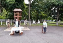 REZERVIȘTII GORJENI AU ADUS UN PIOS OMAGIU EROILOR NEAMULUI