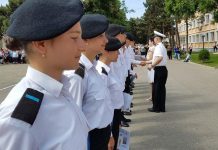Treisprezece elevi din Gorj, admiși la liceele militare din Alba Iulia și Craiova