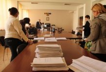 12 candidați retrași și un absent, la proba scrisă a Definitivatului