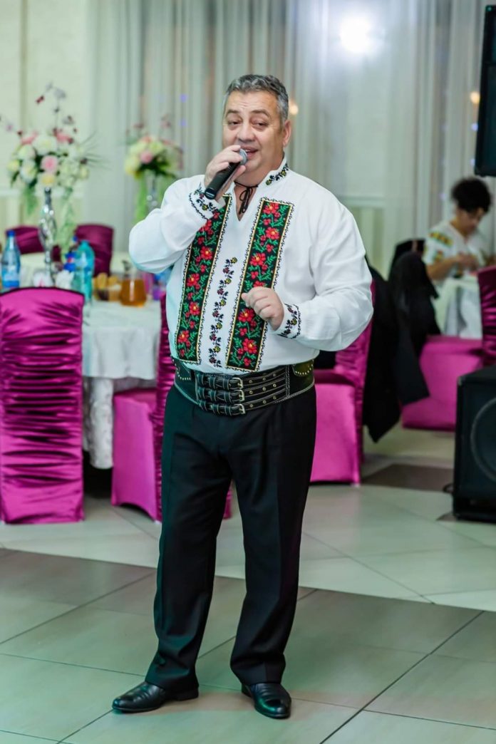 received_1450317421836432