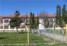 Opt licitații pentru găsirea unui constructor