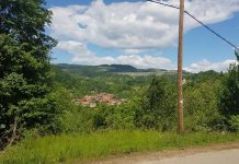 Drumul spre școală, asfaltat pentru prima dată