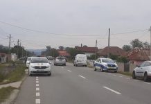 A murit, după ce a căzut de pe acoperișul unei case