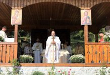 Sfântă Liturghie oficiată la Hramul Mănăstirii Târgu-Logreşti, Gorj (II) – ,,Dumnezeu le răsplăteşte sfinţilor nevoinţa, pentru că Dumnezeu ne dă întotdeauna, după credinţa noastră, după inima noastră”!