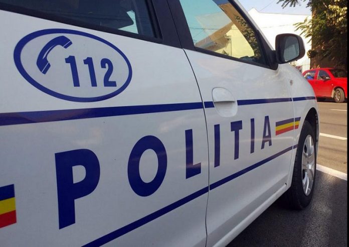 masina_politioe_81515400