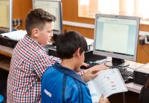 Liceele din Peștișani și Baia de Fier, printre laureații programului ,,Dăm Click pe România 2020”