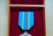 Cu prilejul Zilei Armatei României, locotenent-colonelului (rtr.) Gheorghe Bușe i-a fost conferită Emblema de Merit „Rezerva Armatei României” clasa a II-a