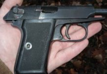 Turburea: I s-a descărcat arma la secția de votare 313!