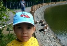 Luca, un băiețel de doar șapte ani din Bumbești Jiu, are epilepsie! Boala sa costă 10.000 de euro