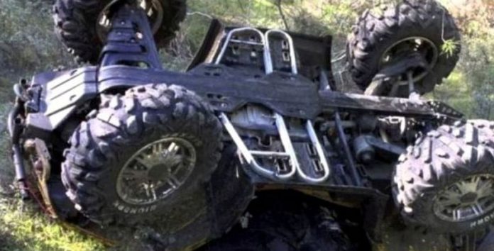 Minor de 13 ani, rănit după ce s-a răsturnat cu ATV-ul