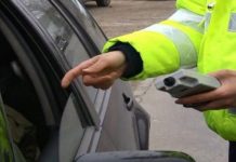 Au consumat alcool, după care au plecat la plimbare cu mașina