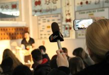 Program de educație media pentru liceeni