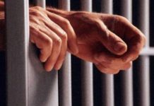 În arest, după ce a incendiat o casă