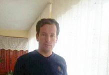 Video/Audio: Bătrână din Berlești, amenințată cu securea de un vecin recalcitrant! Plângeri la poliție, agresorul de neoprit