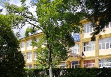 Cursuri online la un liceu din Târgu-Jiu