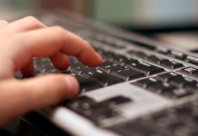 Invitație la olimpiadă pentru elevii pasionați de informatică