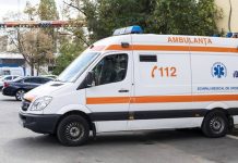 Pacientă transportată cu taxiul la spital, în lipsa unei ambulanțe
