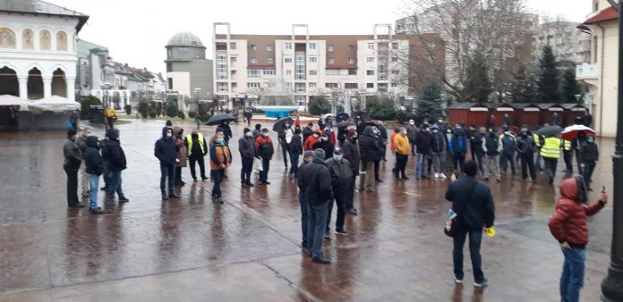 sindicalisti protest