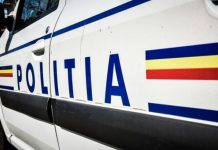 S-a oprit cu mașina în poarta vecinului. Descoperirea făcută de oamenii legii