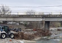 Albiile râurilor, curățate de angajații SGA Gorj