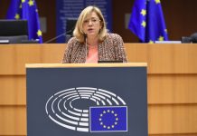 Europarlamentarul Corina Creţu vine la Târgu Jiu