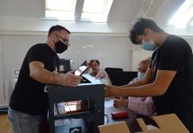 Donație pentru două cluburi CODE Kids din Gorj