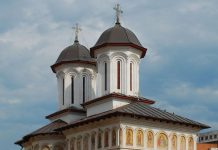 Filosofi şi sibile în firidele exterioare ale „Bisericii Domneşti” din Târgu-Jiu