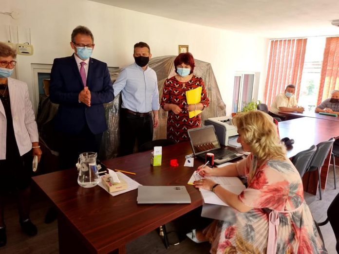 irina cojocaru bumbesti pitic (3)